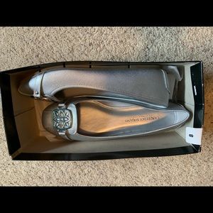 Christian Siriano Flats